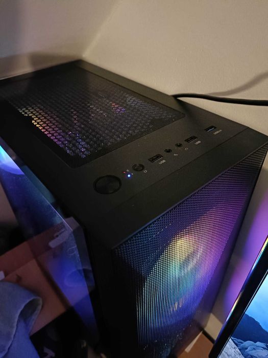 Komputer gamingowy - Ryzen 5 GTX 1660 Super 1 TB SSD M.2 16 GB