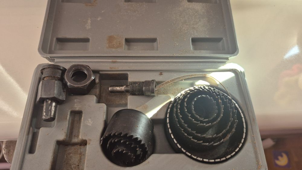 Otwornica do wiertarki