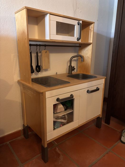 Cozinha madeira ikea . Torres Novas
