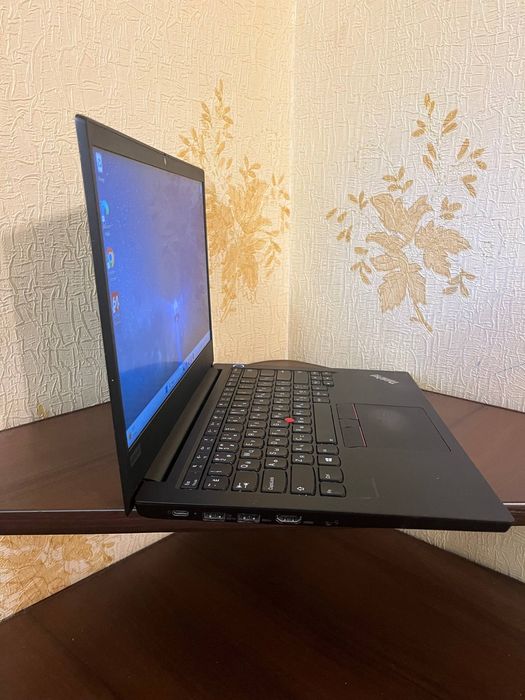 Продам ноутбук Lenovo ThinkPad  e14-i5