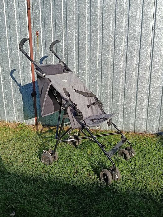 Wózek spacerowy typu parasolka