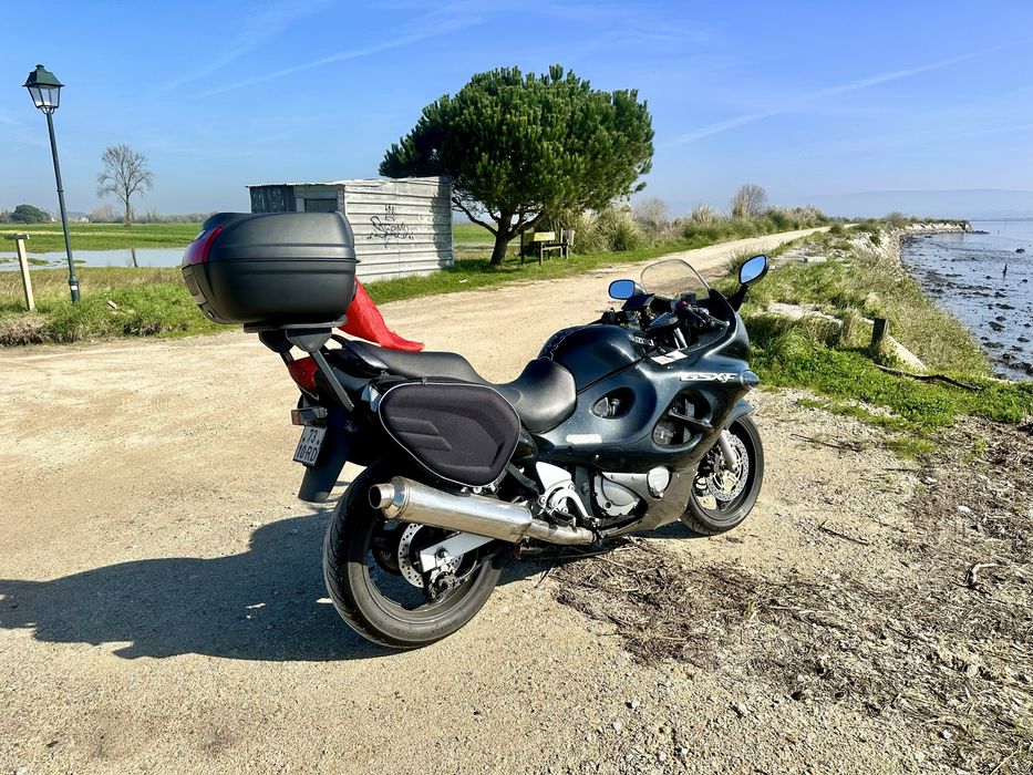 Suzuki GSXF 750 Estimada