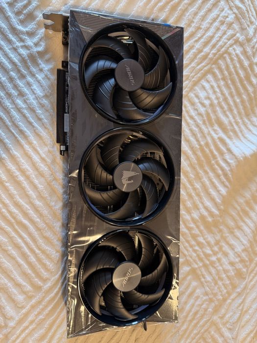 RX 9070xt Aorus Elite 16GB (SEM USO )