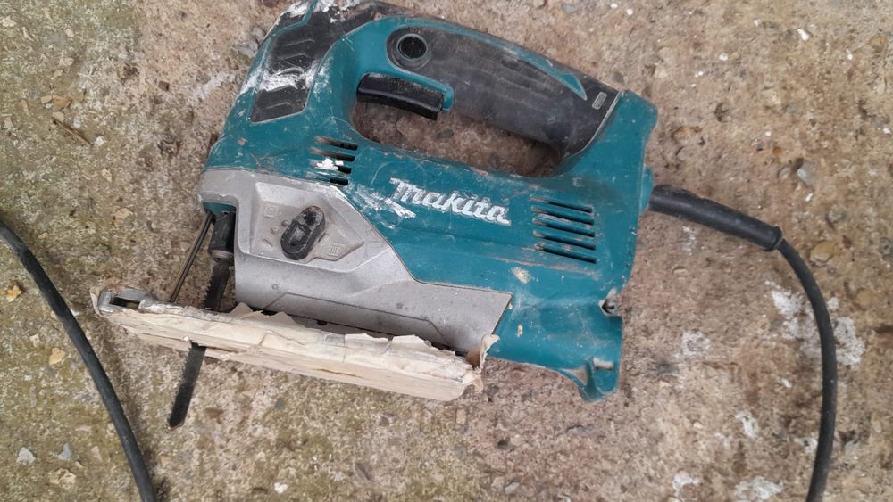 Vende se  ferramentas carpintarias