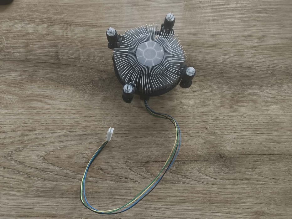 Intel core i3 2120 + Cooler