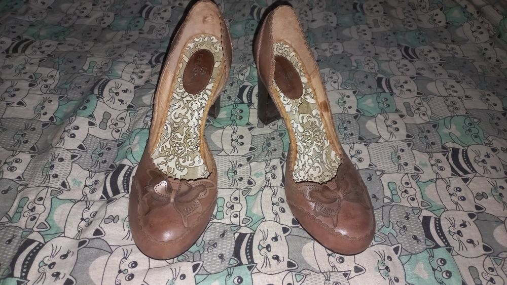 Туфли на каблуках Braska, кожа