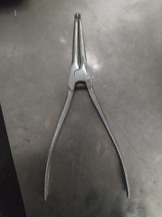 Alicates para anilhas de pressão