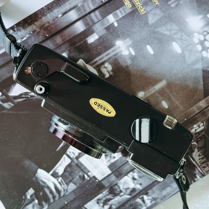 Konica C35AF плівковий фотоапарат