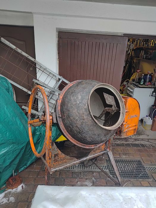 Betoniarka Lesha-MISCHER