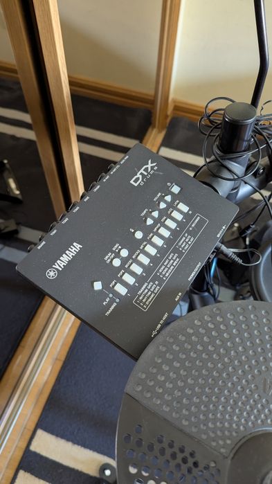 Batería Electrónica Yamaha DTX452K