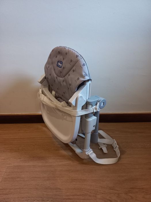 Cadeira de alimentação de viagem Chicco