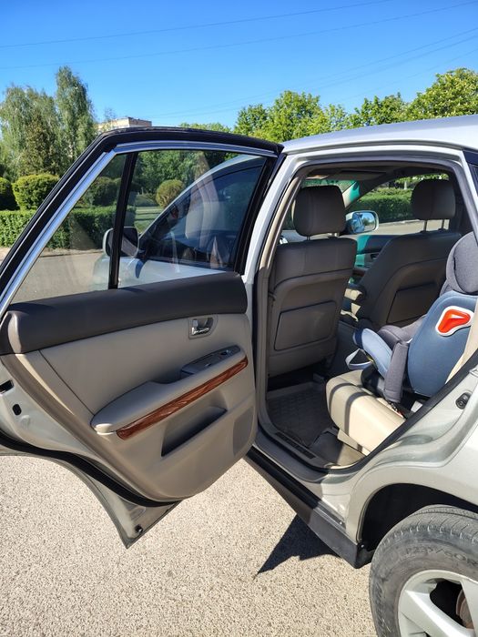 Продам Лексус 330