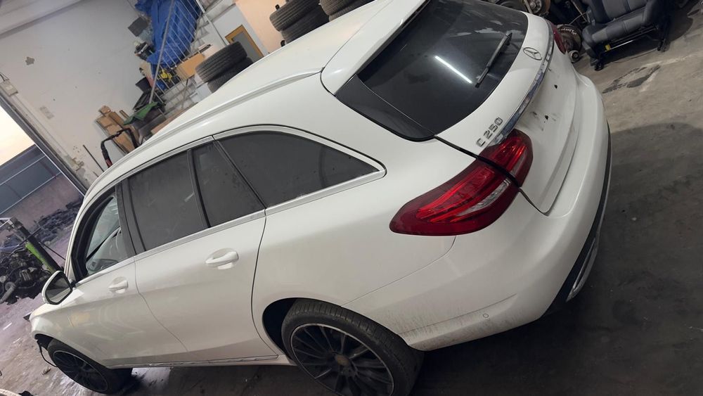 Mercedes W205 de 2015 para peças
