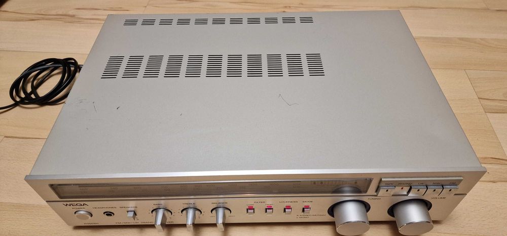 Wega  R350SH amplituner