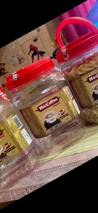 Банки из-под маккофе