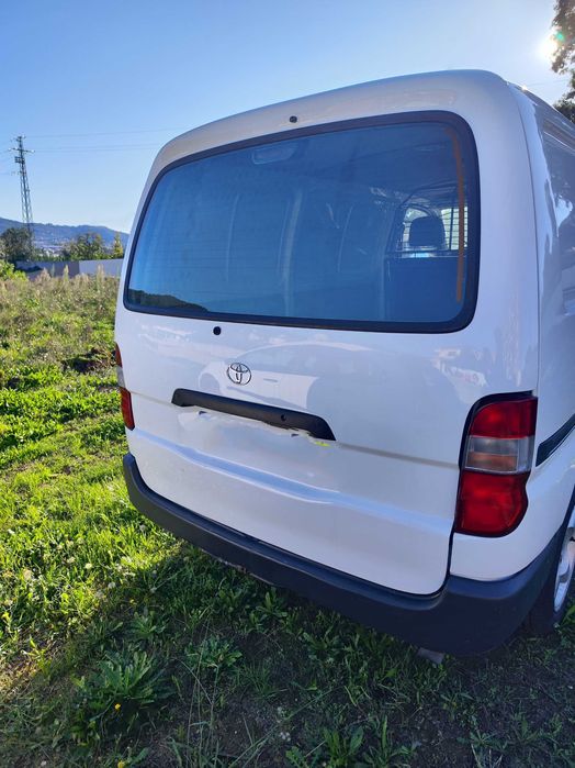 Toyota Hiace 3 lugares