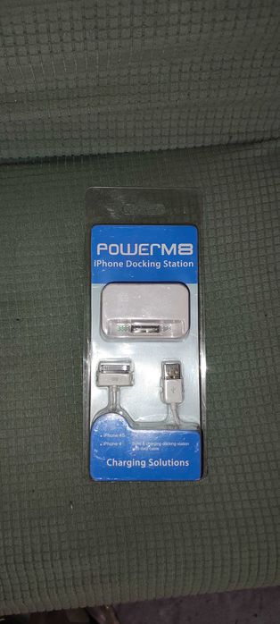 Stacja dokująca z przewodem do iPhone 4, 4s