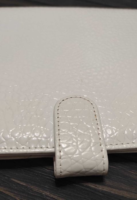 Чехол для MacBook Air 11" Fitcase Luxury Series кожа белый DCCA-10-WHT