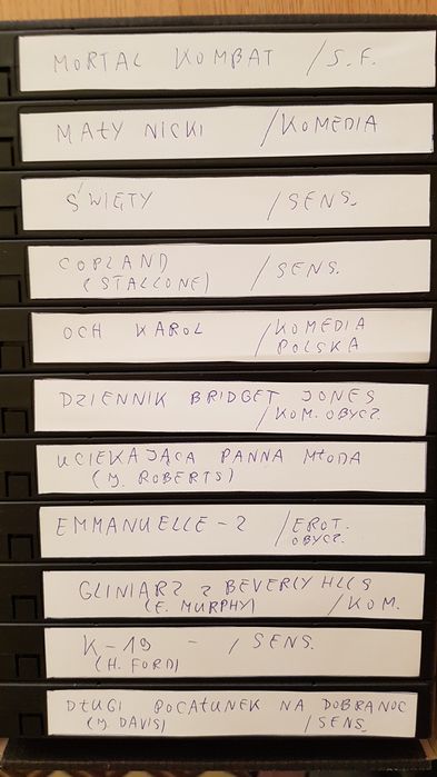 Filmy na kasetach video VHS