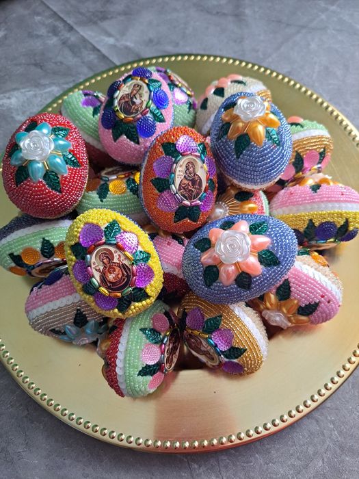 Писанки з бісеру