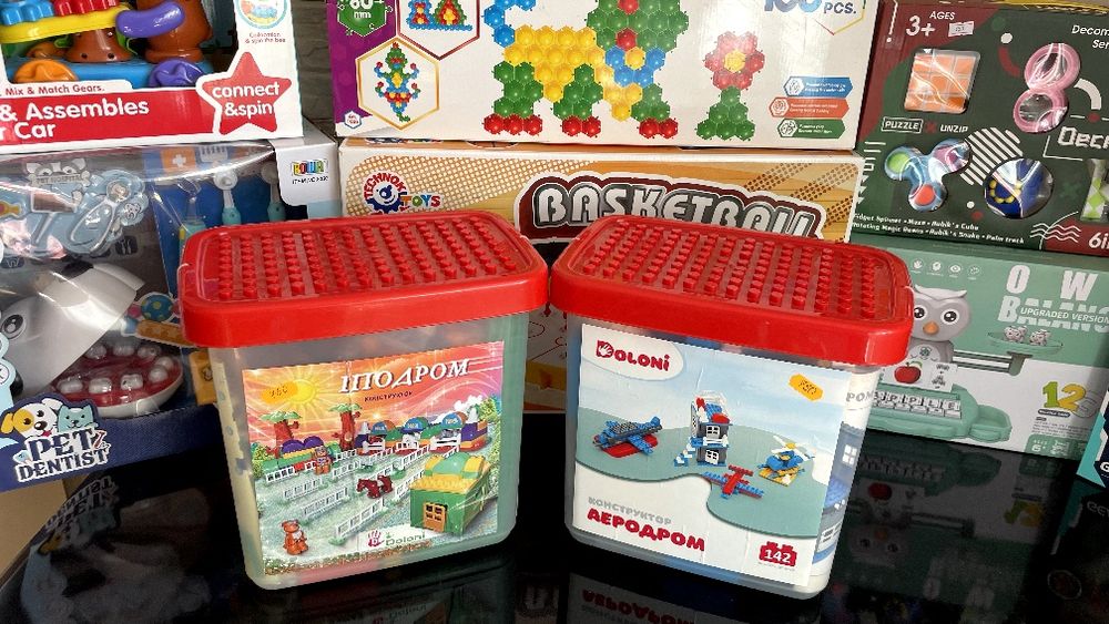 Магазин іграшок Barbie and Ken