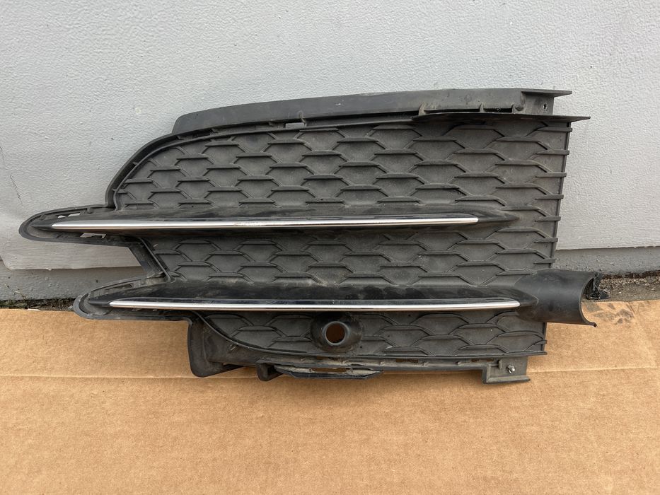 Решітка переднього бампера, ліва. Mercedes GLS AMG x167 кузов.