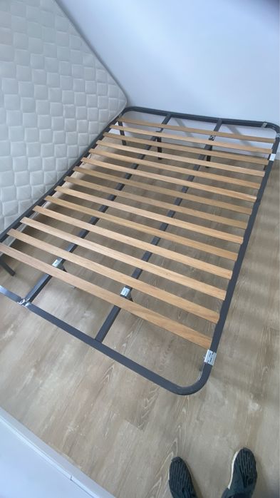 Colchão + estrado 195 x 140