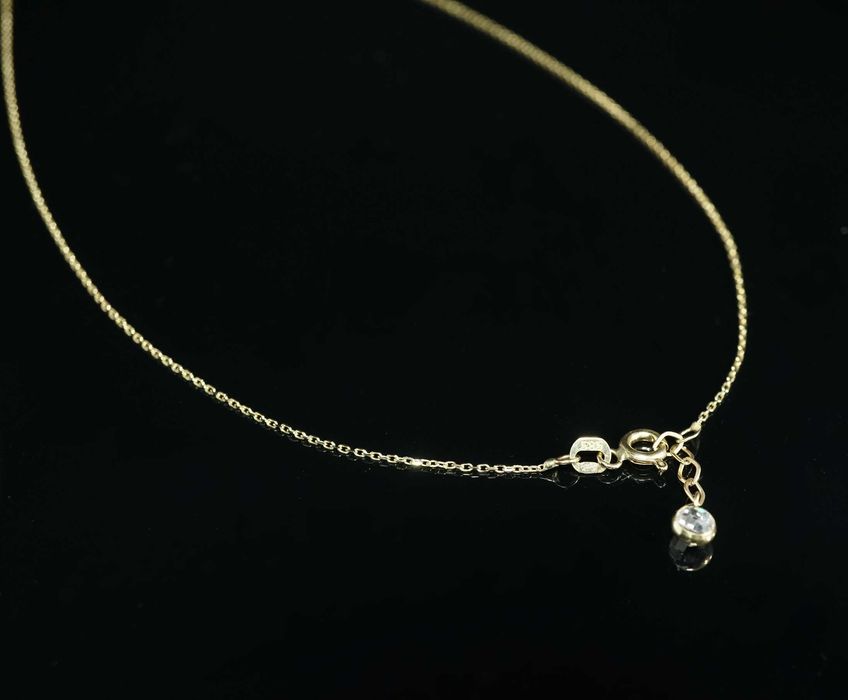 Złoto 585-złoty łańcuszek damski z koniczynką