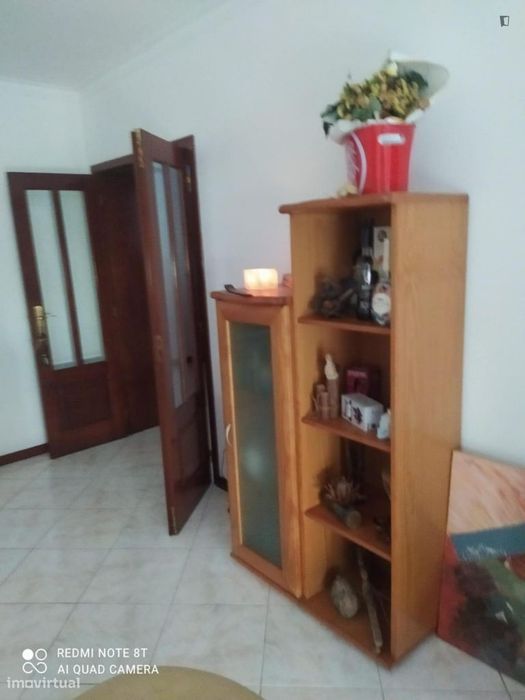 Quarto - localizado em Guimaraes