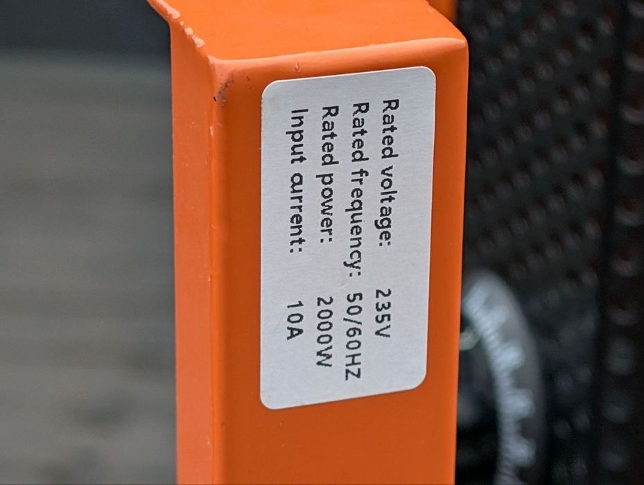 Инфракрасная коротковолновая лампа сушка для авто Profter LE-2000