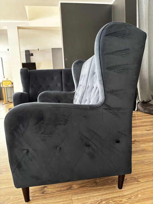 Dwie sofy- cena za komplet