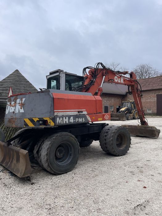 Usługi koparko-ładowarką budowlane koparką kołową transport