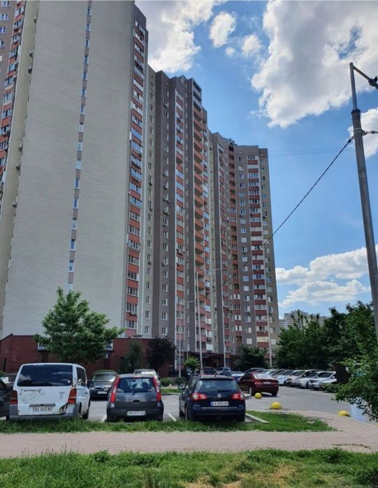 3к, Григоренко 14, термодом, 95м2, генератор, метро Позняки 15  хвилин