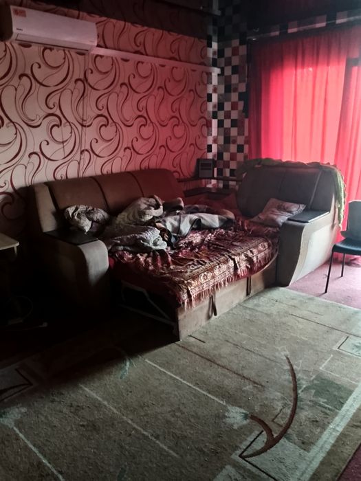 Пів будинку під бізнес не дорого