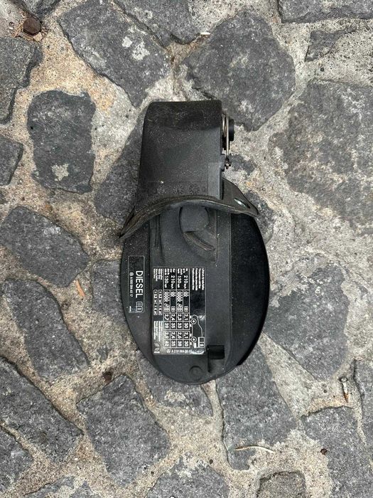 capa de espelho/ tampa de gasoleo / Colunas Som Mercedes-Benz