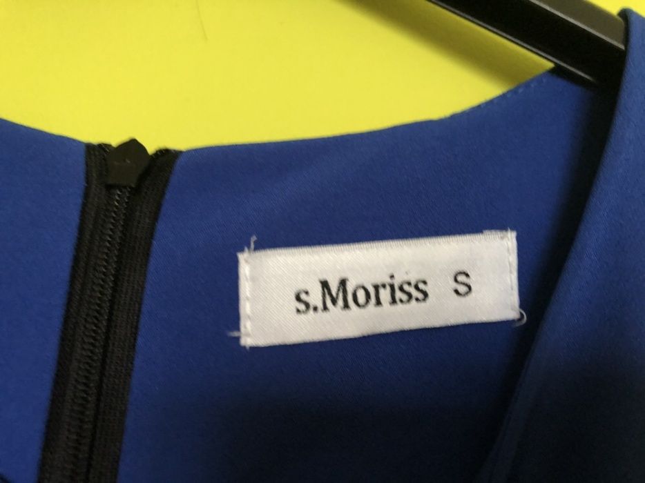 Chabrowa sukienka s.Moriss