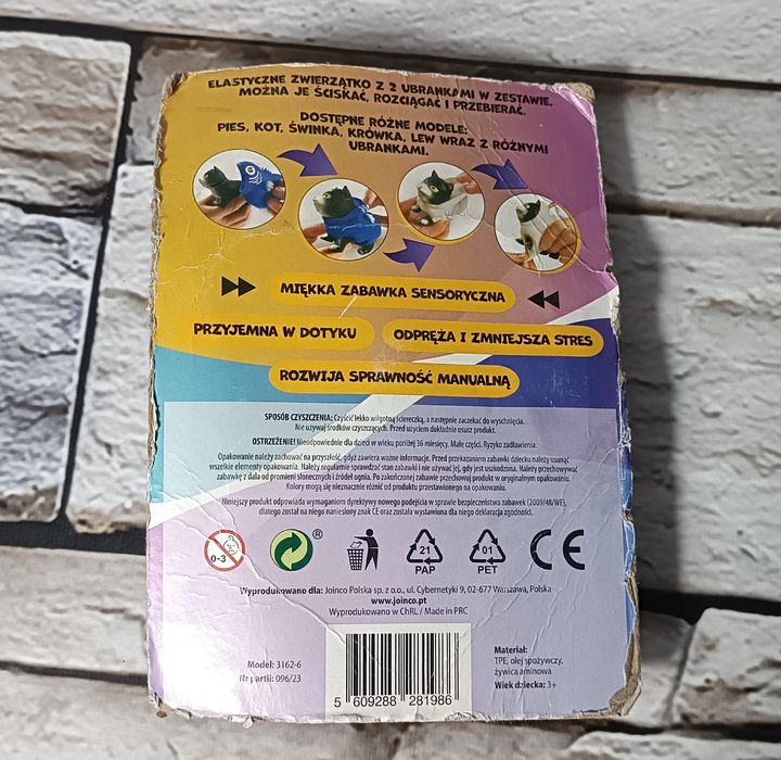 Zabawka sensoryczna z ubrankami krowa + kot