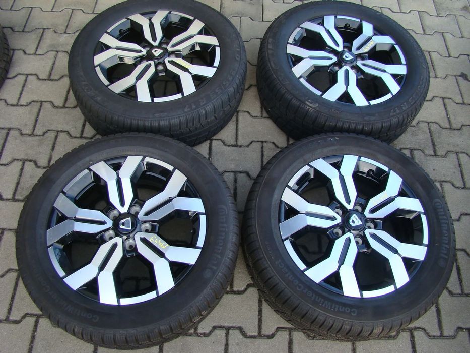 a449 5x114,3 Dacia Duster 6,5Jx17 opony zimowe 225/55 R17