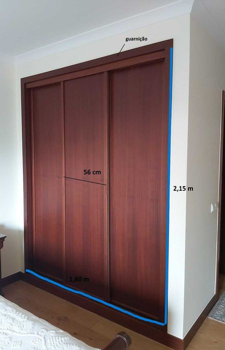 Frentes de dois roupeiros (1,60 x 2,15 m)