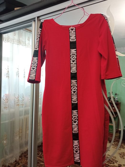 Продам сукні б/у