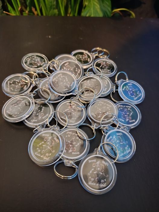 Pins/crachás personalizados