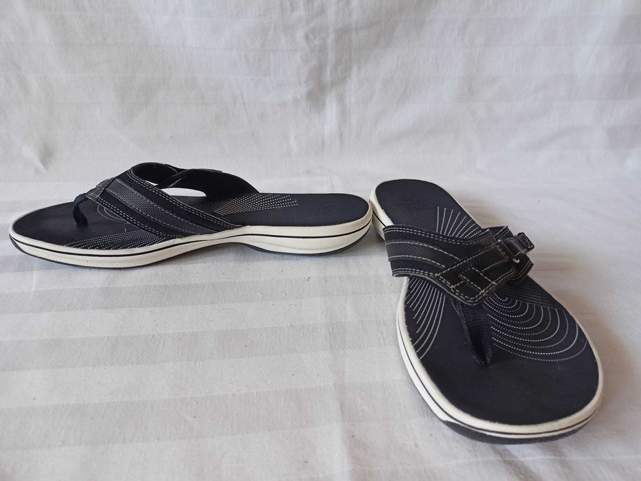 Clarks roz. 42 - dł. wkł. 27,5 cm