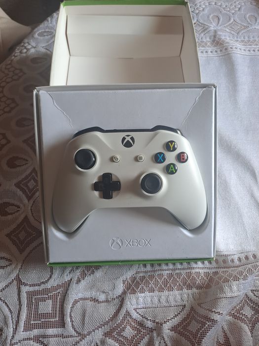 Sprzedam Xbox one s 1 TB