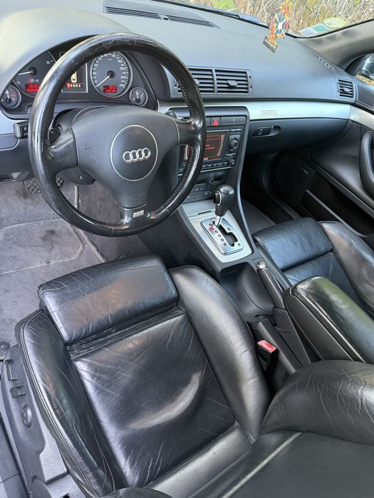 Audi S4 4.2 V8 344 cavalos