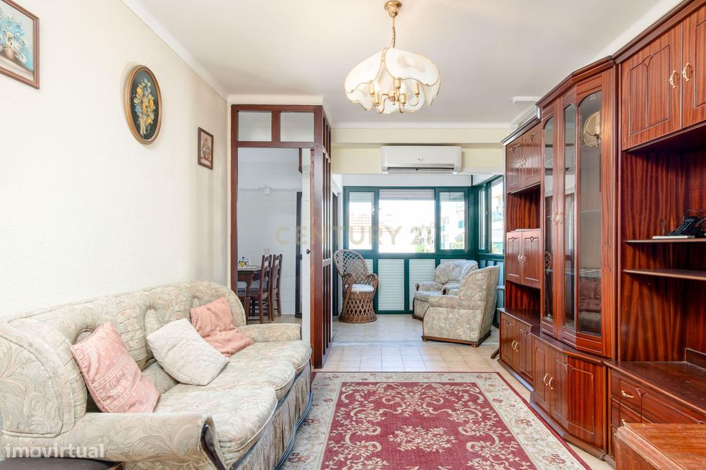 T2 em Caselas – Oportunidade para Criar a Casa dos Seus Sonhos