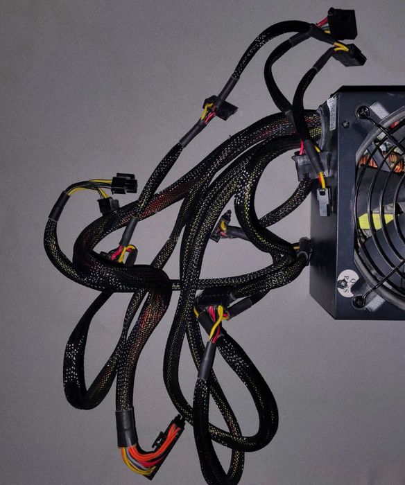 Материнська плата з процесором та ОЗУ