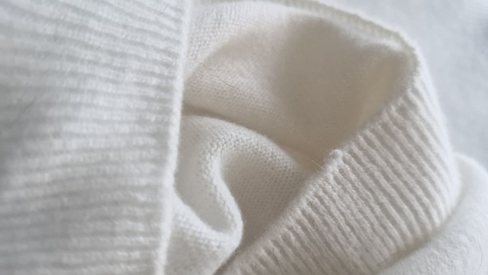 Kaszmirowy sweter damski M