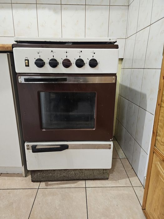 Kuchenka gazowa czteropalnikowa