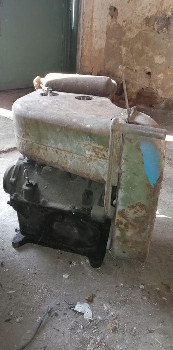 Продам двигун бензиновий