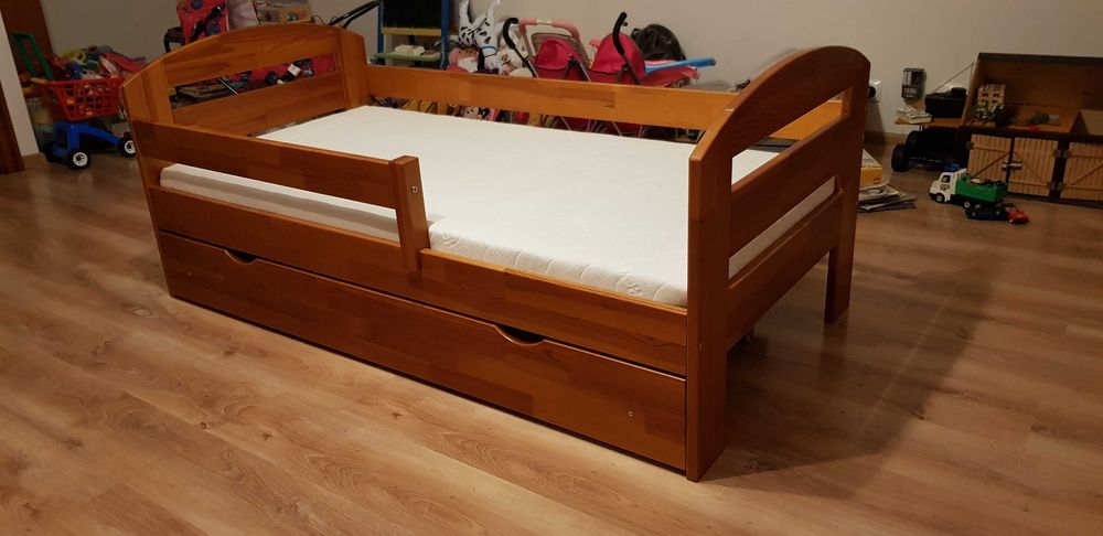 Łóżeczko i materac lateks 160x80